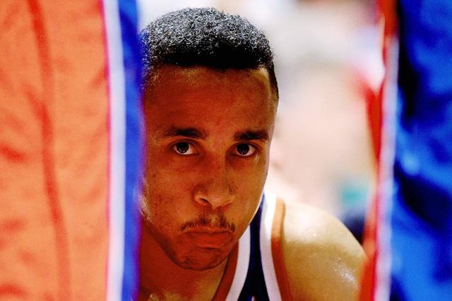 这工资拿得太舒服了！什琴斯尼加盟巴萨后仍未出场